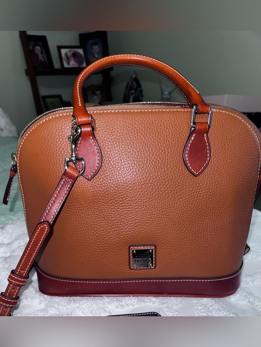 Dooney & Bourke Pebble Grain Zip Zip Satchel Like New
